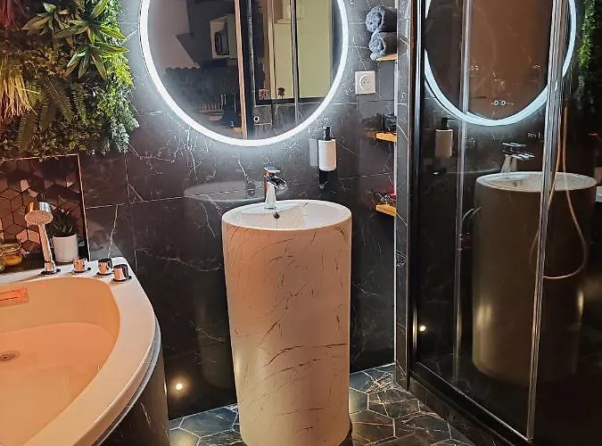 Le Quai Amienois - Romance Tropicale - Romantique Apartment Amiens