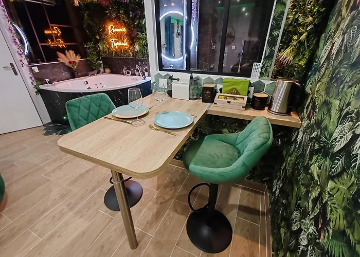 Apartment Le Quai Amienois - Romance Tropicale - Romantique